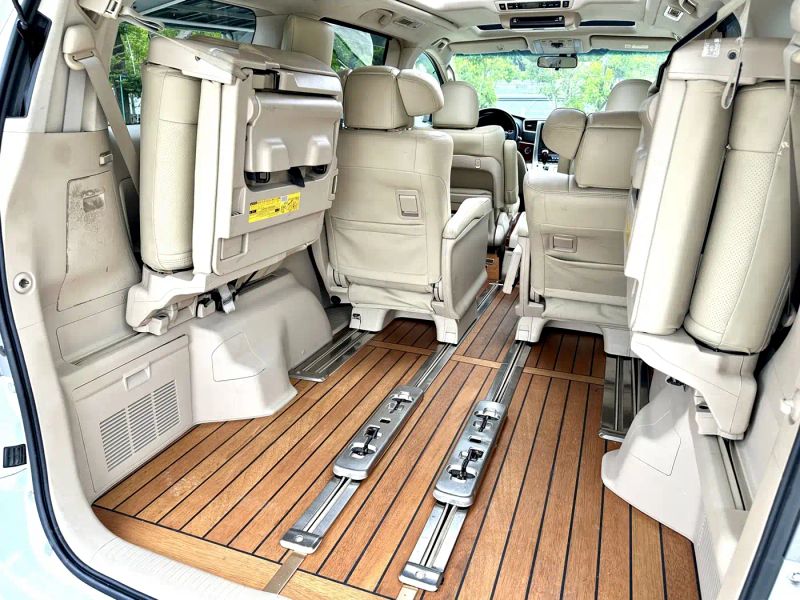 alphard alphard
