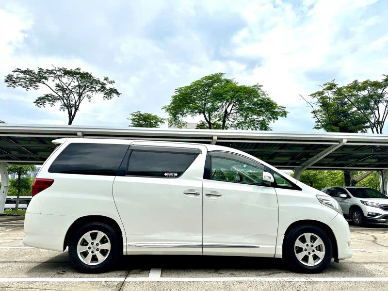 alphard alphard