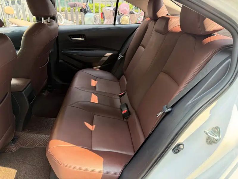 alphard corolla