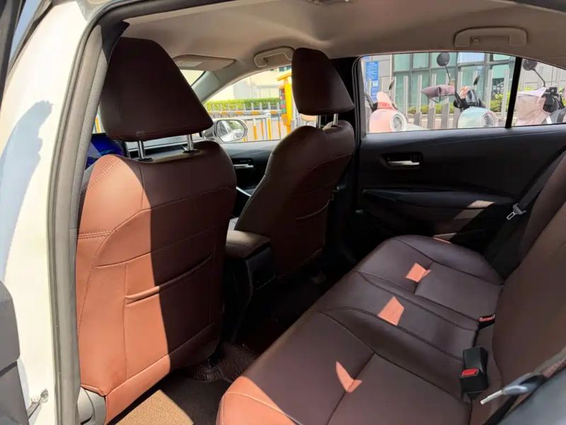 alphard corolla