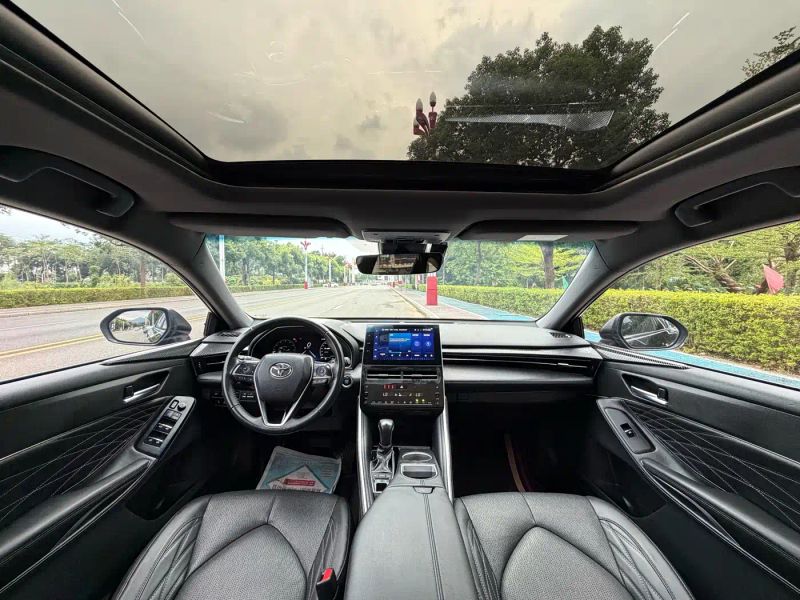 alphard avalon