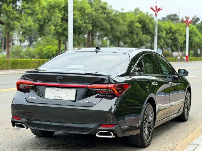 alphard avalon