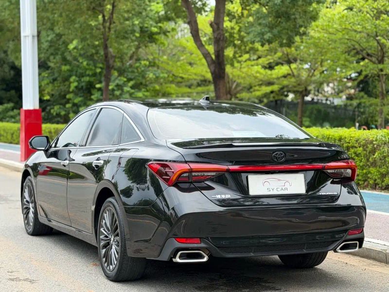 alphard avalon