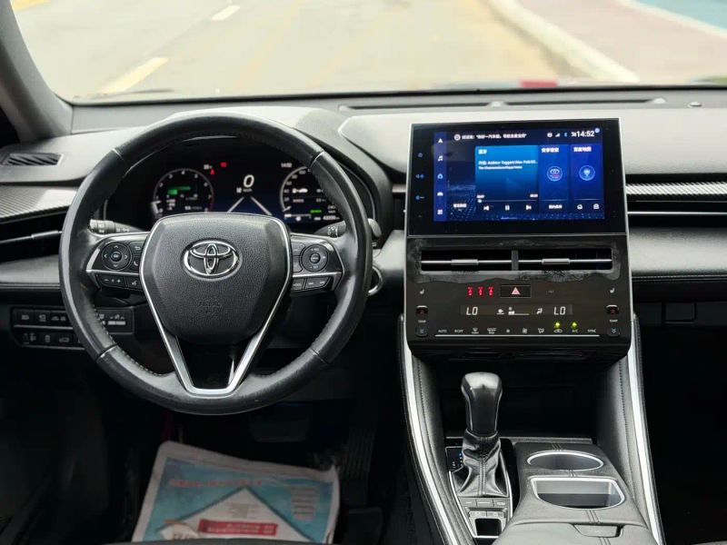 alphard avalon