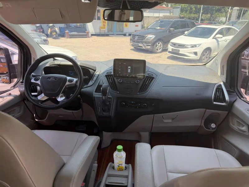 mondeo tourneo