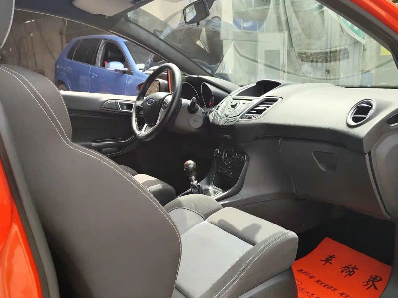 mondeo fiesta