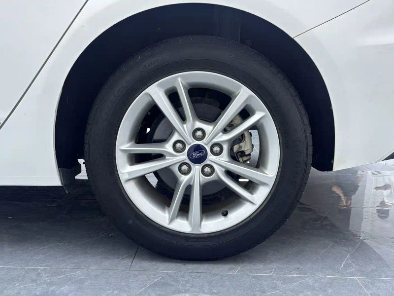 mondeo foreshadow