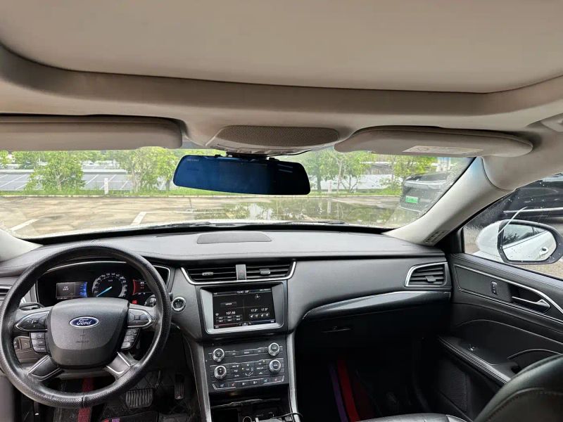 mondeo taurus