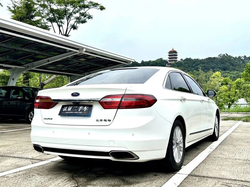 mondeo taurus