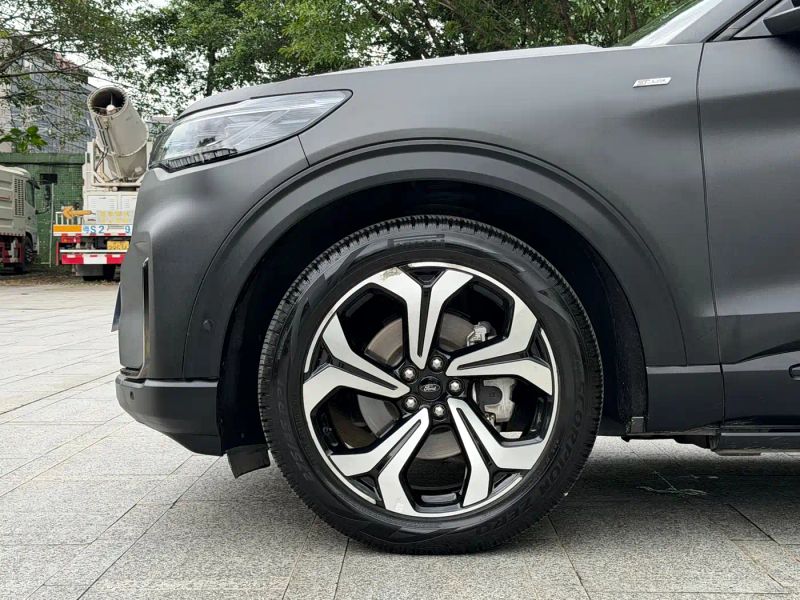 mondeo explorer