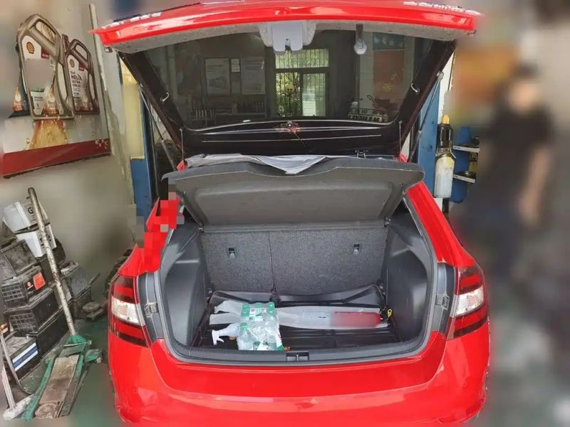 kemike sedan