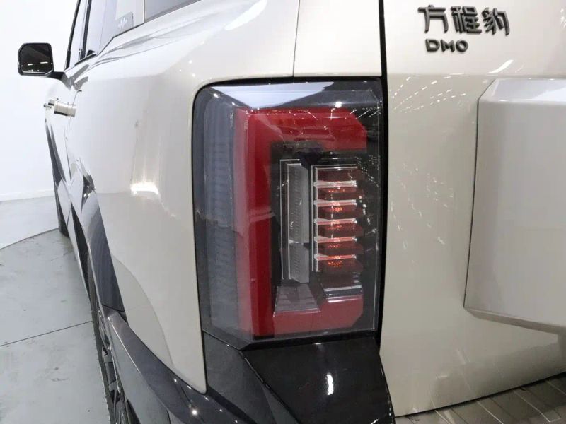 tiqi 豹8