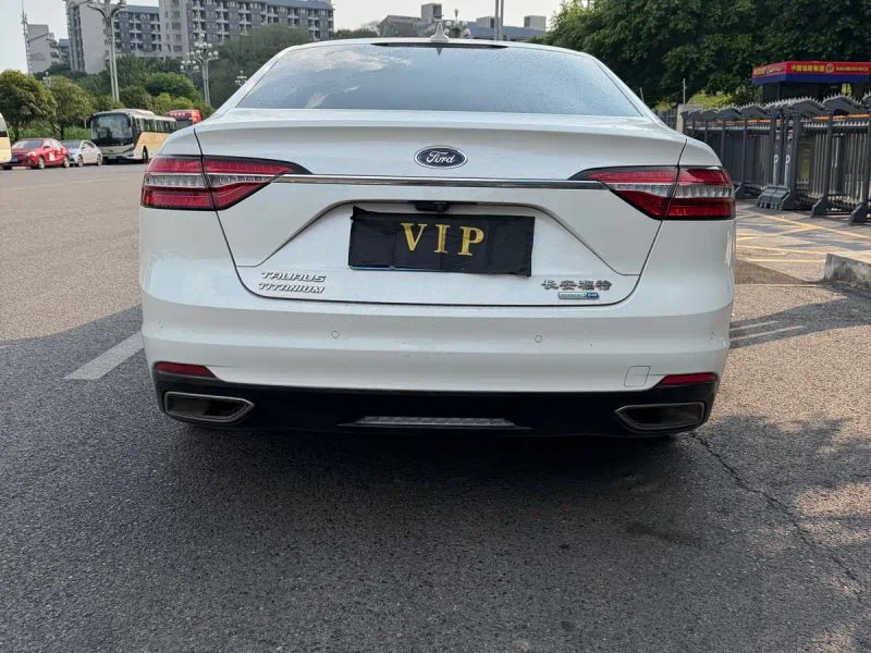 mondeo taurus