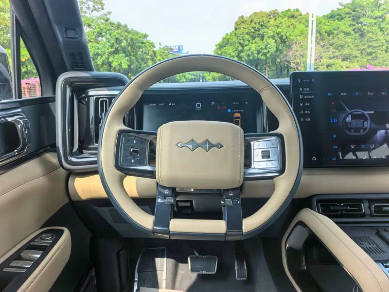 tiqi suv