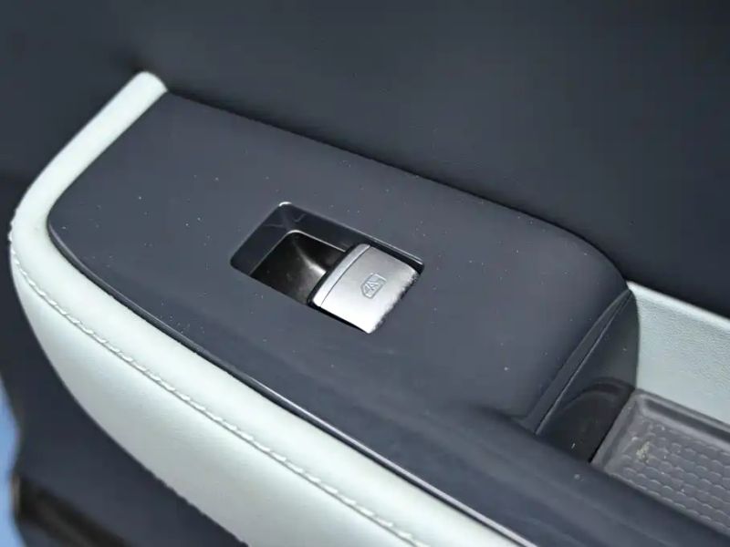 tiqi suv