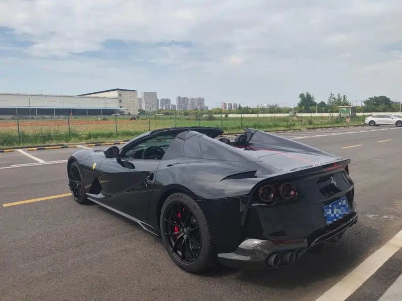 california ferrari_812
