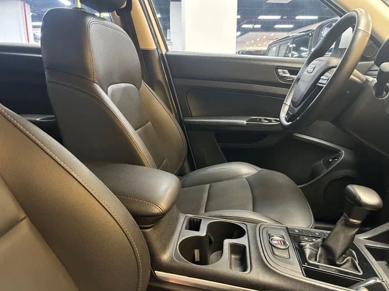 Qoros qoros_5