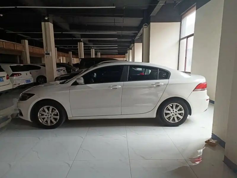 Qoros 3