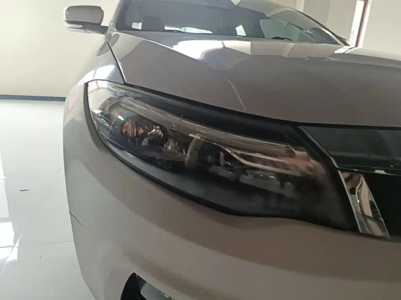 Qoros 3