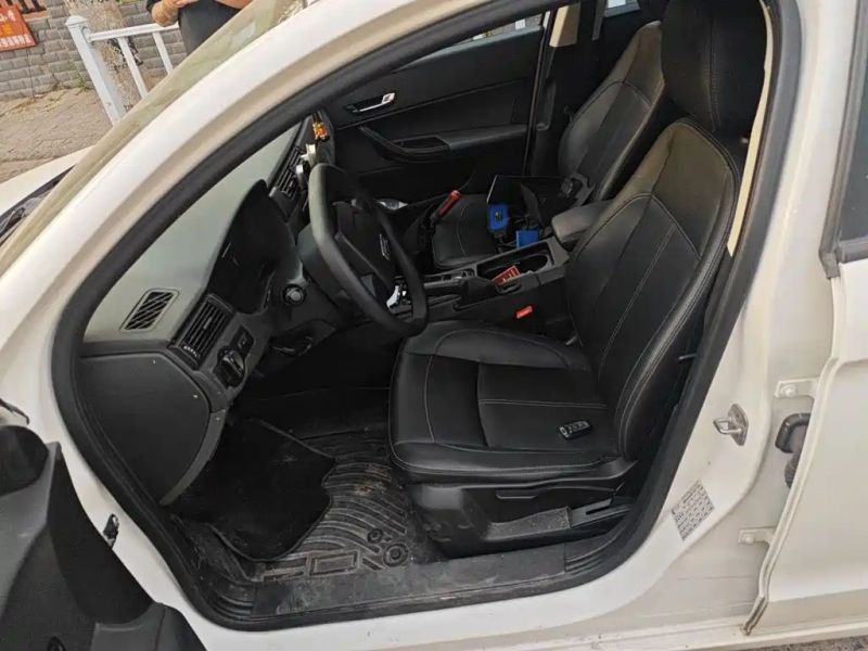 Qoros 3