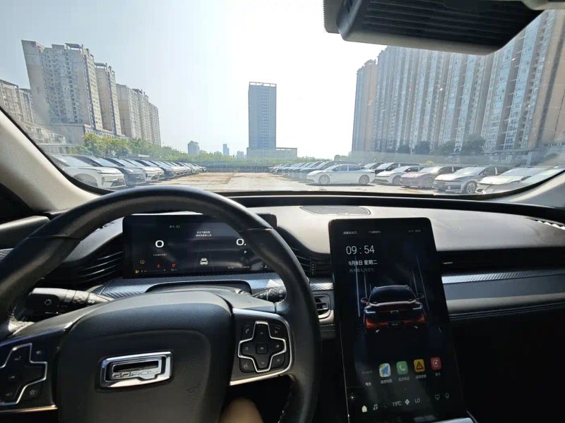 Qoros model7