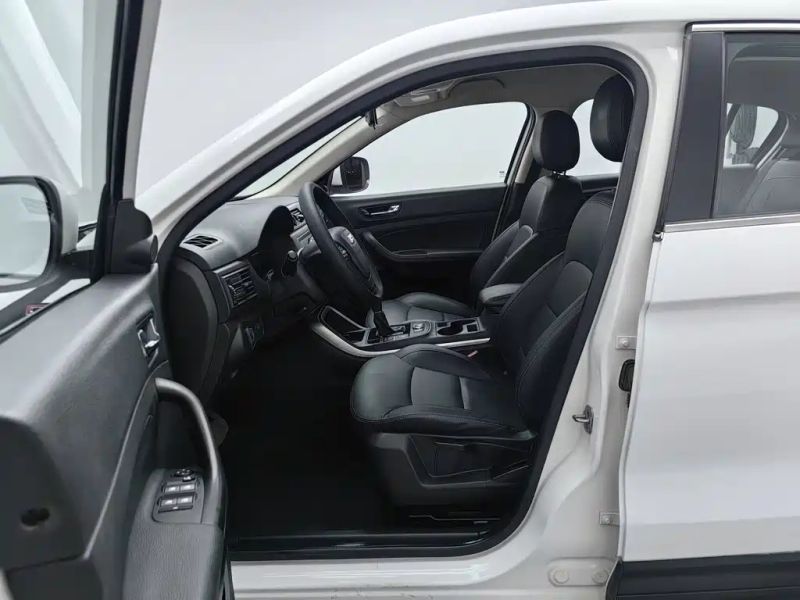 Qoros qoros_5