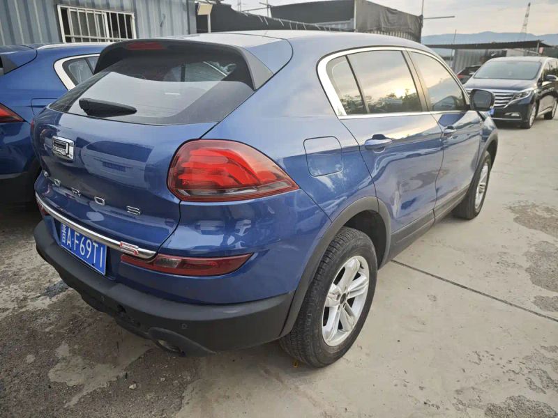 Qoros qoros_5