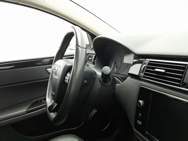 Qoros 3