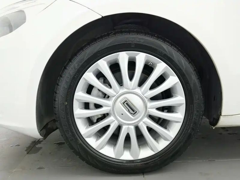 Qoros 3