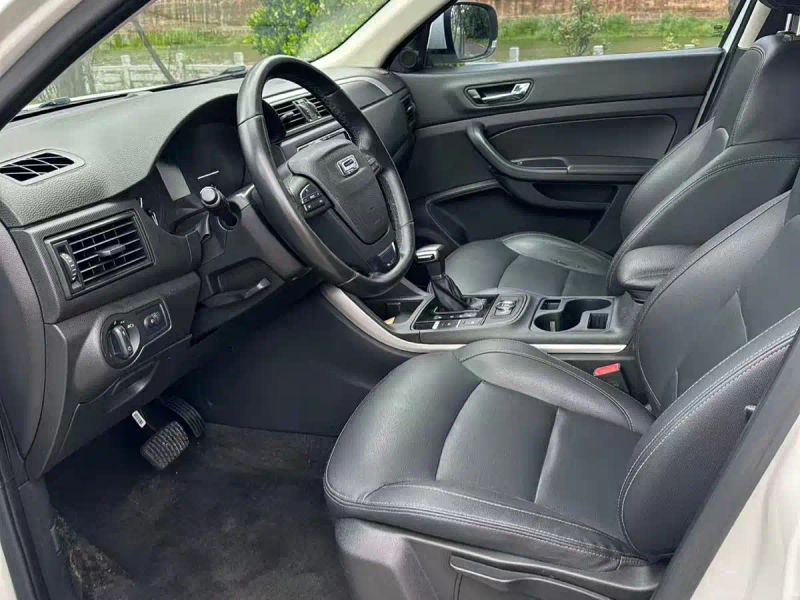Qoros qoros_5