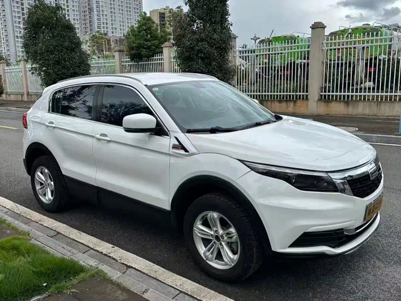 Qoros qoros_5