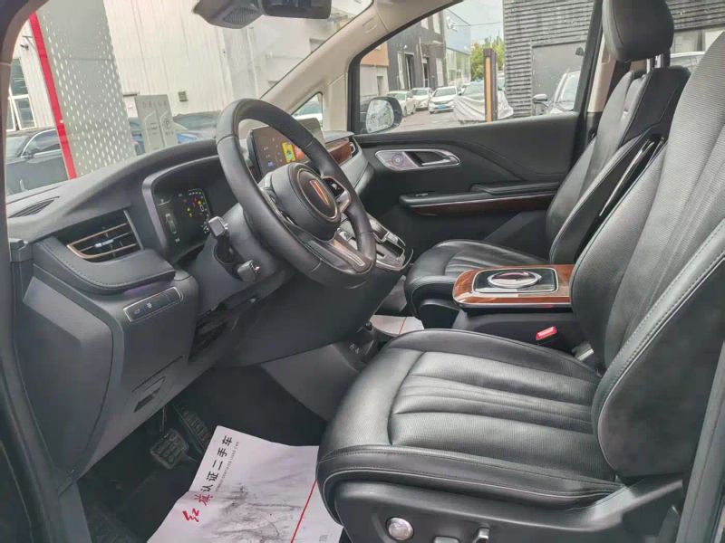 Hongqi hq9