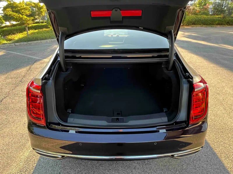 Hongqi h9