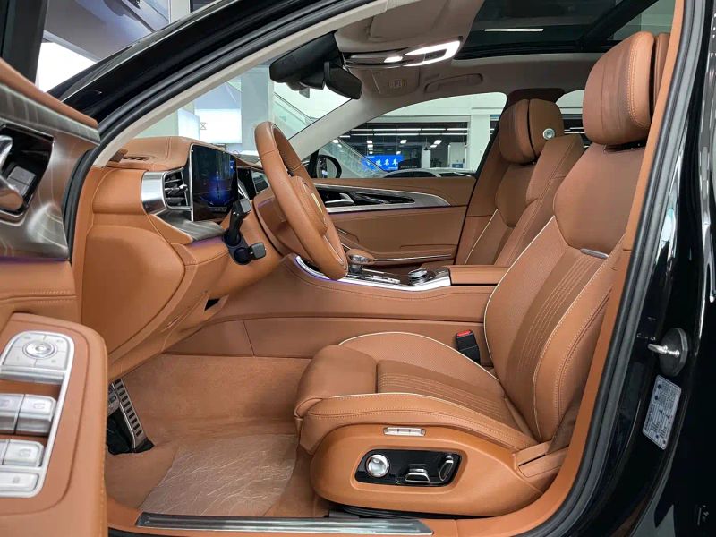 Hongqi h9