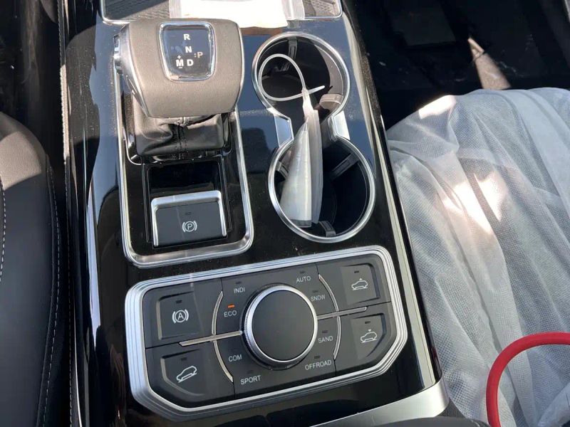 Hongqi hs