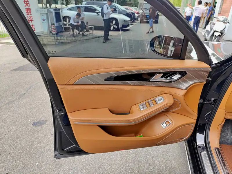 Hongqi h9