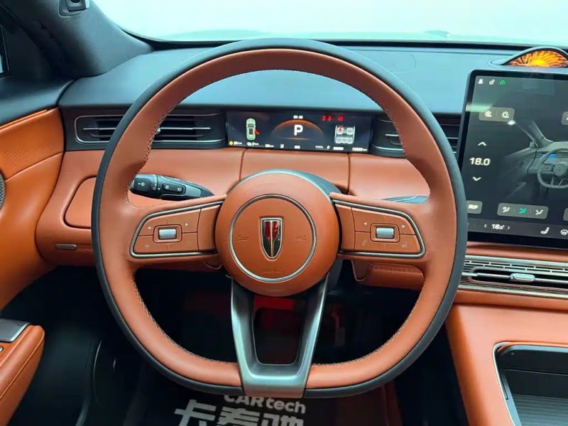 Hongqi hs