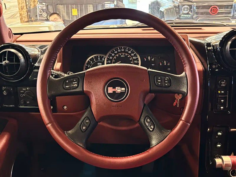 Hummer H2