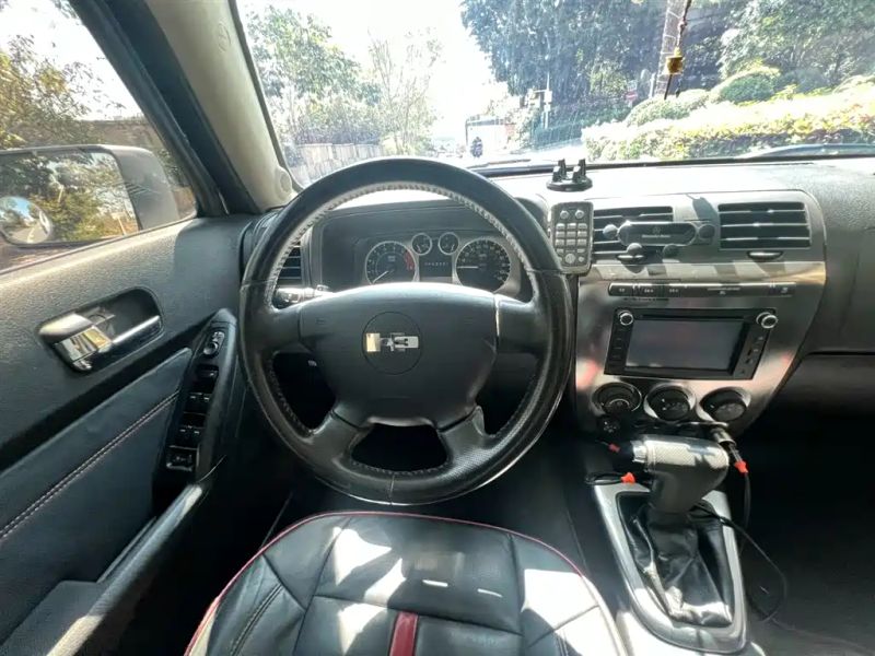 Hummer H3