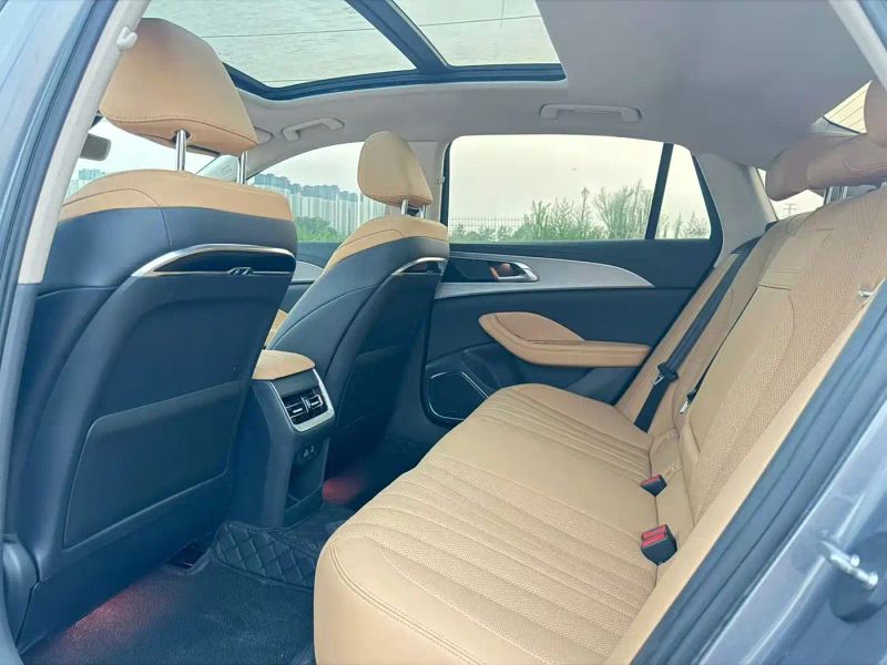 Hongqi h5
