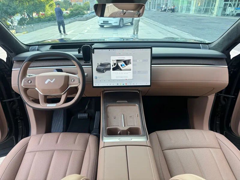 Onvo l90