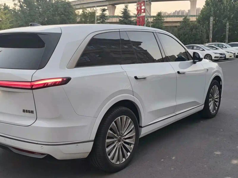 Onvo l90