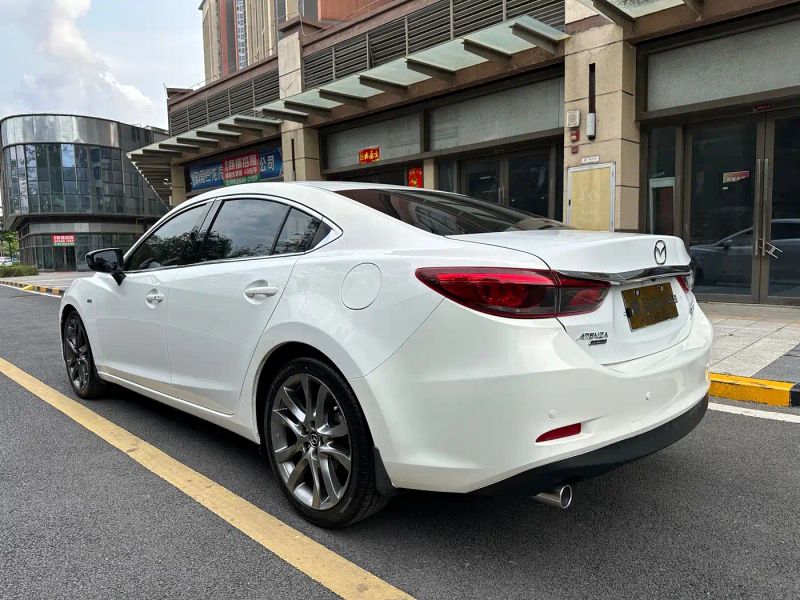 Mazda atez