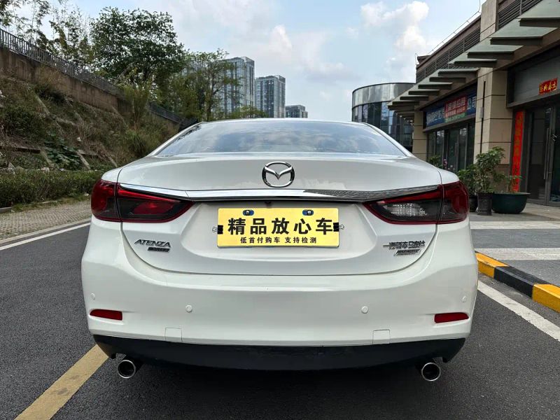 Mazda atez
