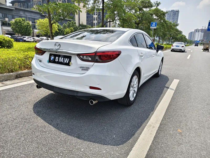 Mazda atez