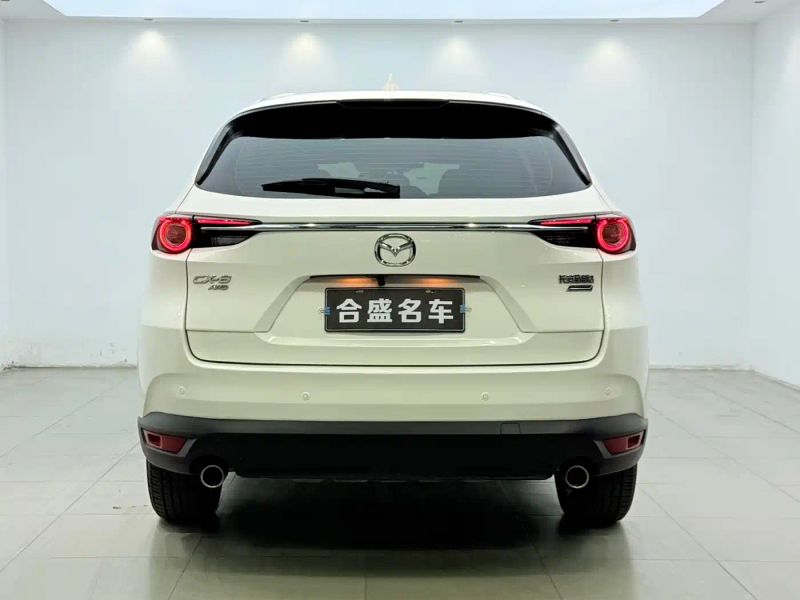 Mazda cx8