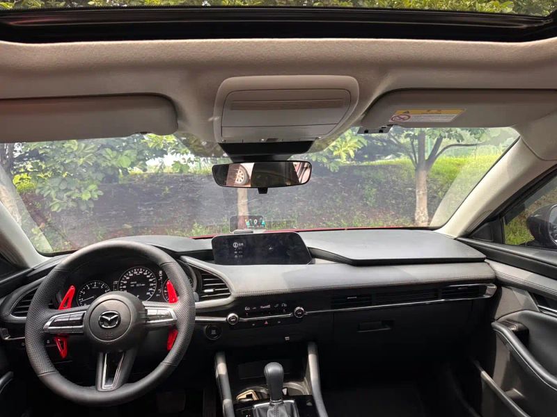 Mazda axela