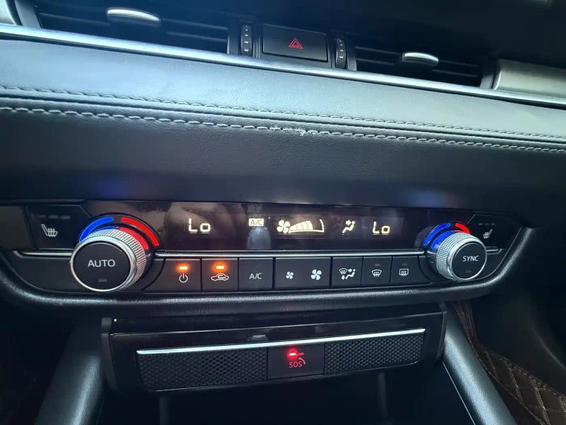 Mazda atez