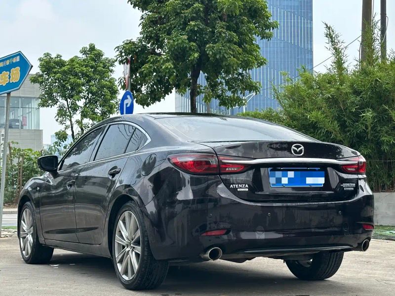 Mazda atez