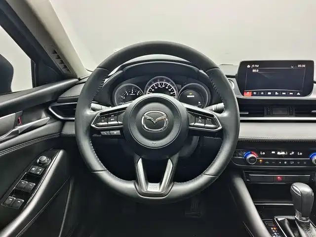Mazda atez